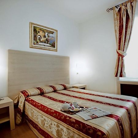 Hotel Saturnia Roma Phòng bức ảnh