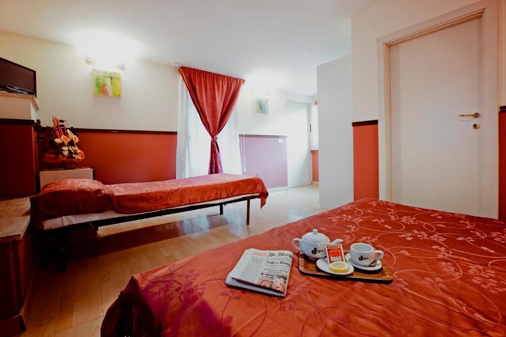 Hotel Saturnia Roma Ngoại thất bức ảnh