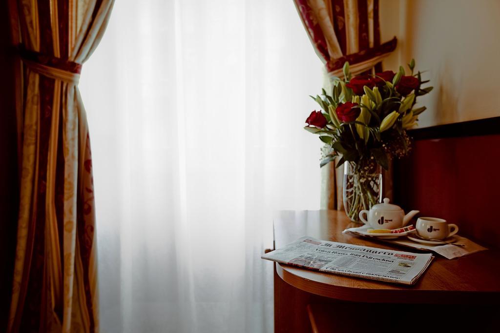 Hotel Saturnia Roma Phòng bức ảnh