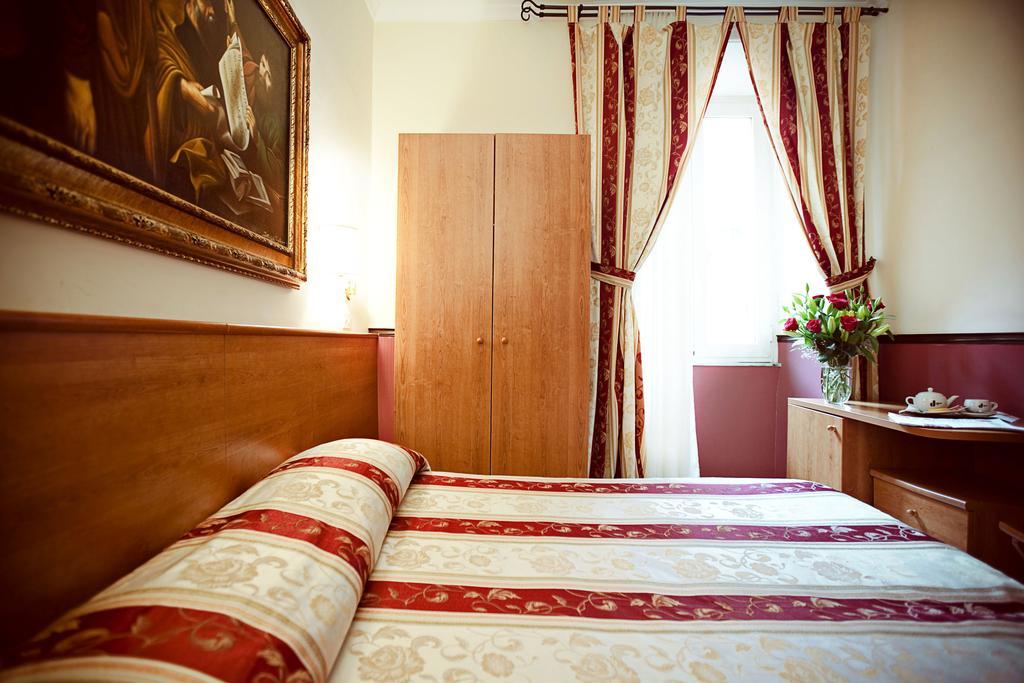 Hotel Saturnia Roma Phòng bức ảnh